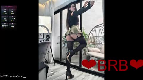 Snapshot of venus_flame chatting on 04/29/26, 11:36 VENUS online show from 04/29/26, 11:36