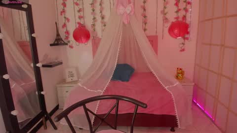 Mary online show from 01/28/25, 01:05