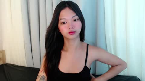 Snapshot of venus_mirage chatting on 05/14/26, 05:14 venus_mirage online show from 05/14/26, 05:14