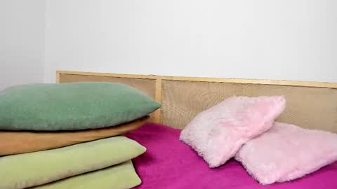 Sofi online show from 02/28/25, 05:15