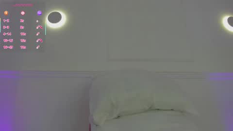 venus_nite online show from 10/15/25, 01:22