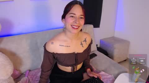 Snapshot of venus_red_69 chatting on 03/27/26, 06:18 Venus online show from 03/27/26, 06:18