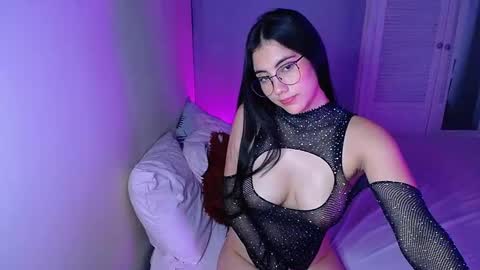Snapshot of venus_starmodel chatting on 12/11/24, 11:00 Venus online show from 12/11/24, 11:00