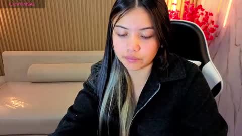 Venus  online show from 06/01/26, 12:40