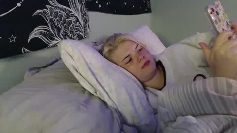 Miss Venus online show from 10/13/25, 12:49