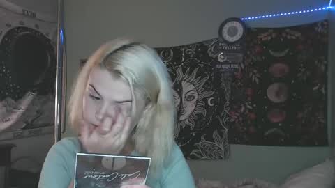 Miss Venus online show from 10/22/25, 11:59