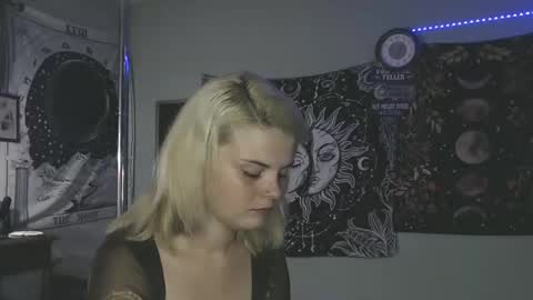 Miss Venus online show from 10/23/25, 11:14