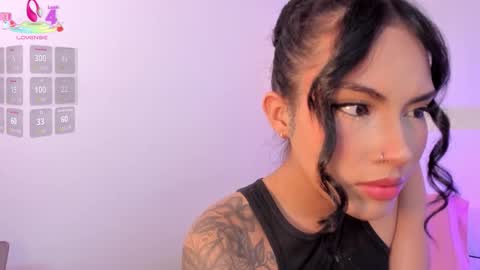 Snapshot of venusevans1 chatting on 12/13/25, 08:25 Venus Evans online show from 12/13/25, 08:25