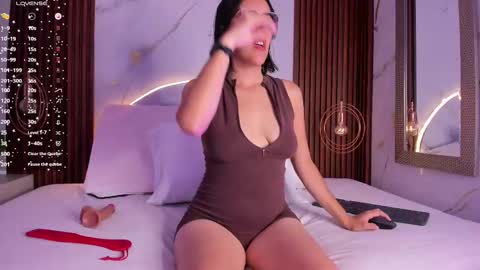 Venus online show from 09/20/25, 11:44