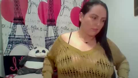 Snapshot of venusina07 chatting on 03/26/26, 11:32 VENUSINA07 online show from 03/26/26, 11:32