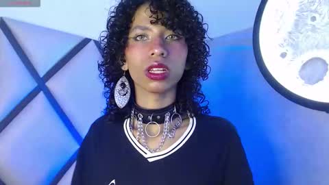 Snapshot of venuss_03 chatting on 01/13/26, 03:23 venuss_03 online show from 01/13/26, 03:23