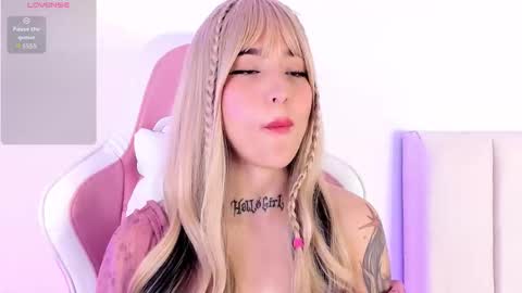 Shelly online show from 10/17/25, 12:08