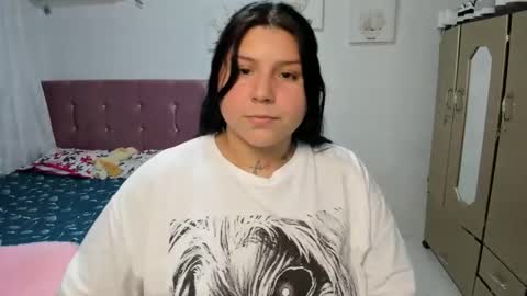 Snapshot of venuswilliamx chatting on 12/20/24, 09:06 venus online show from 12/20/24, 09:06