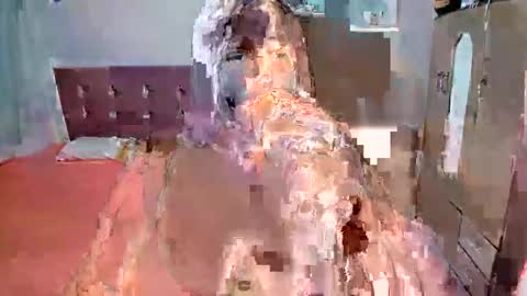 Snapshot of venuswilliamx chatting on 01/05/25, 09:03 venus online show from 01/05/25, 09:03