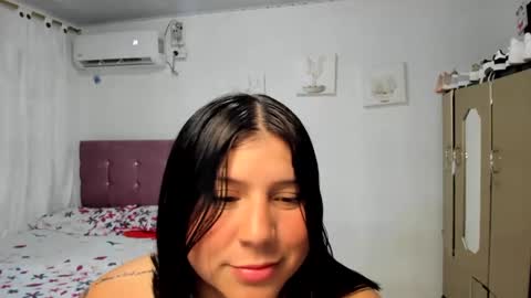 Snapshot of venuswilliamx chatting on 02/08/25, 10:51 venus online show from 02/08/25, 10:51