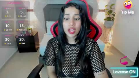 Nice to greet you my name is Vanessa  online show from 01/27/25, 12:58