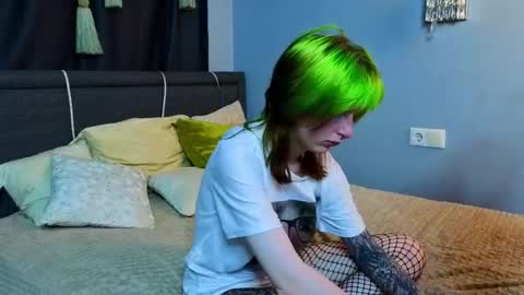 Erica online show from 10/08/25, 08:28