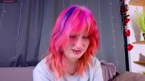 Snapshot of veolatownson chatting on 03/03/26, 08:04 Erica online show from 03/03/26, 08:04