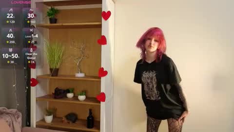 Snapshot of veolatownson chatting on 03/10/26, 08:14 Erica online show from 03/10/26, 08:14