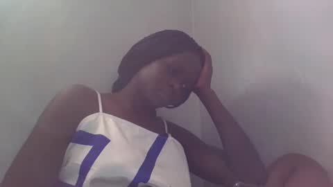 Snapshot of vera_bright chatting on 02/07/25, 12:50 vera_bright online show from 02/07/25, 12:50