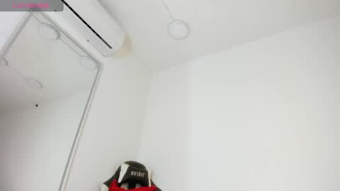 vera online show from 10/30/25, 12:17