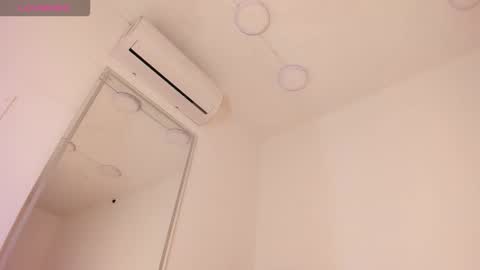 vera online show from 11/28/25, 11:46