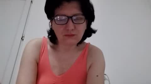 Snapshot of vera_elle chatting on 03/18/26, 07:50 Vera online show from 03/18/26, 07:50