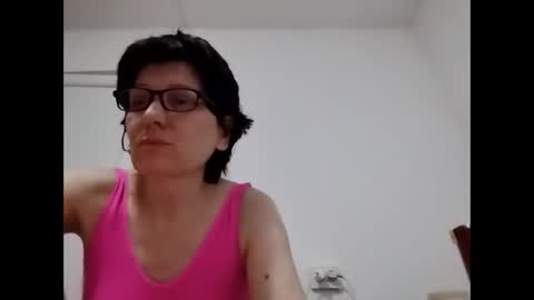 Snapshot of vera_elle chatting on 04/22/26, 12:13 Vera online show from 04/22/26, 12:13