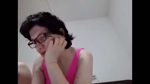 Snapshot of vera_elle chatting on 05/04/26, 06:48 Vera online show from 05/04/26, 06:48