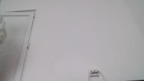 Snapshot of vera_elle chatting on 05/25/26, 04:57 Vera online show from 05/25/26, 04:57