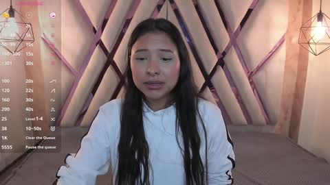 Domelipa  online show from 12/31/24, 02:47