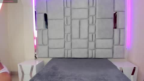 Domelipa  online show from 03/07/25, 06:54