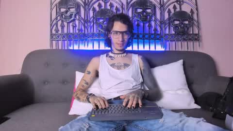 vergil_noir online show from 05/30/26, 03:58