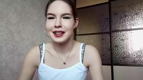 Snapshot of vernettaorlikowski chatting on 10/19/25, 06:25 Vetta online show from 10/19/25, 06:25