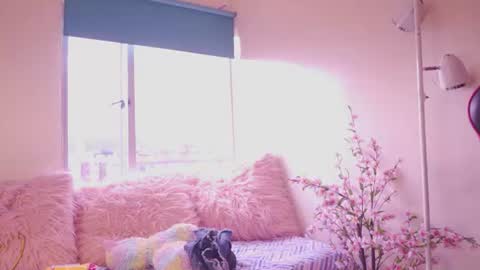 Snapshot of vero_bloomx chatting on 07/15/26, 12:10 vero_bloomx online show from 07/15/26, 12:10