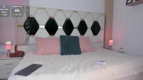 Snapshot of vero_dio chatting on 12/20/25, 11:28 Vero xxx online show from 12/20/25, 11:28