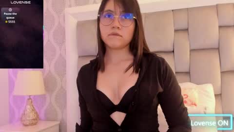 Snapshot of vero_domplay chatting on 04/29/26, 03:32 vero domplay online show from 04/29/26, 03:32