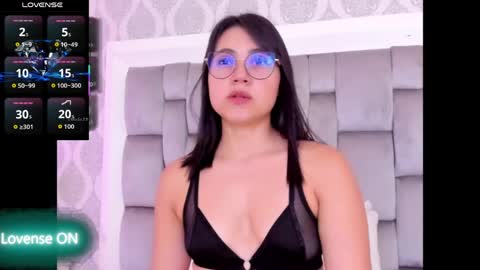 Snapshot of vero_domplay chatting on 05/24/26, 03:22 vero domplay online show from 05/24/26, 03:22