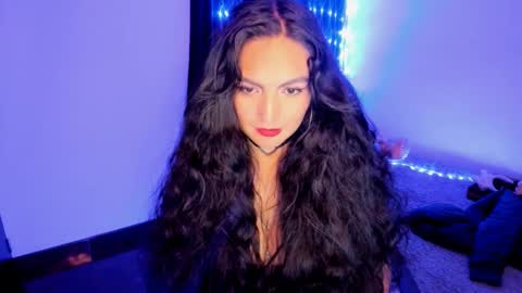  karolina online show from 12/18/24, 05:04