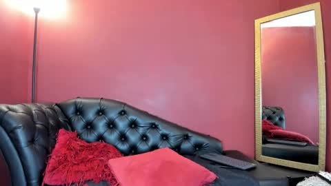 Vero online show from 12/28/24, 04:09