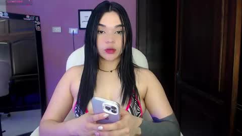 veronica_118 online show from 03/07/25, 02:04