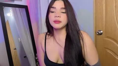 Snapshot of veronica_118 chatting on 06/17/26, 01:52 veronica_118 online show from 06/17/26, 01:52