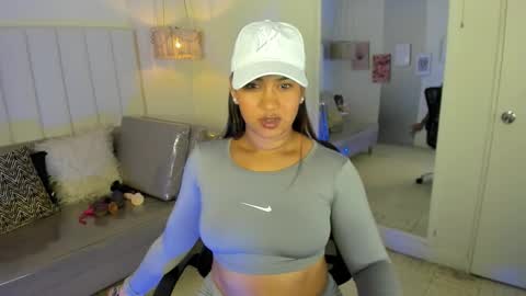 Snapshot of veronica_b07 chatting on 04/08/26, 03:45 Veronica3 online show from 04/08/26, 03:45