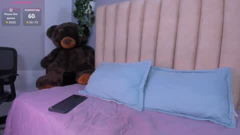 Veronica online show from 02/04/26, 06:08