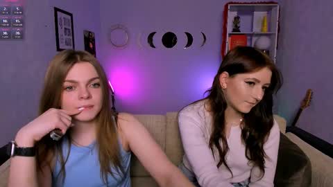 Snapshot of veronica_bubble chatting on 03/03/26, 08:59 Ronni online show from 03/03/26, 08:59