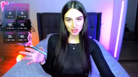 Veronica online show from 10/10/25, 05:12