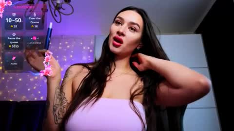 Veronica online show from 03/17/26, 12:41