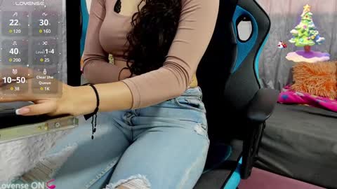 Snapshot of veronica_meller chatting on 12/06/24, 12:16 Veronica online show from 12/06/24, 12:16