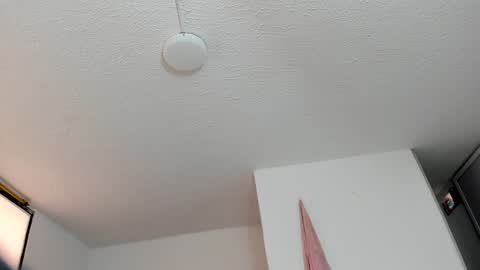 Snapshot of veronica_meller chatting on 02/06/25, 12:16 Veronica online show from 02/06/25, 12:16