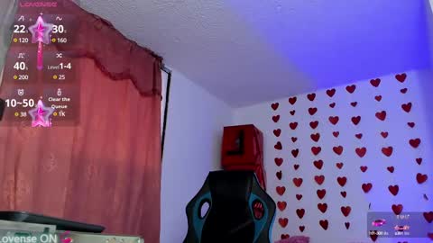 Snapshot of veronica_meller chatting on 02/14/25, 12:14 Veronica online show from 02/14/25, 12:14